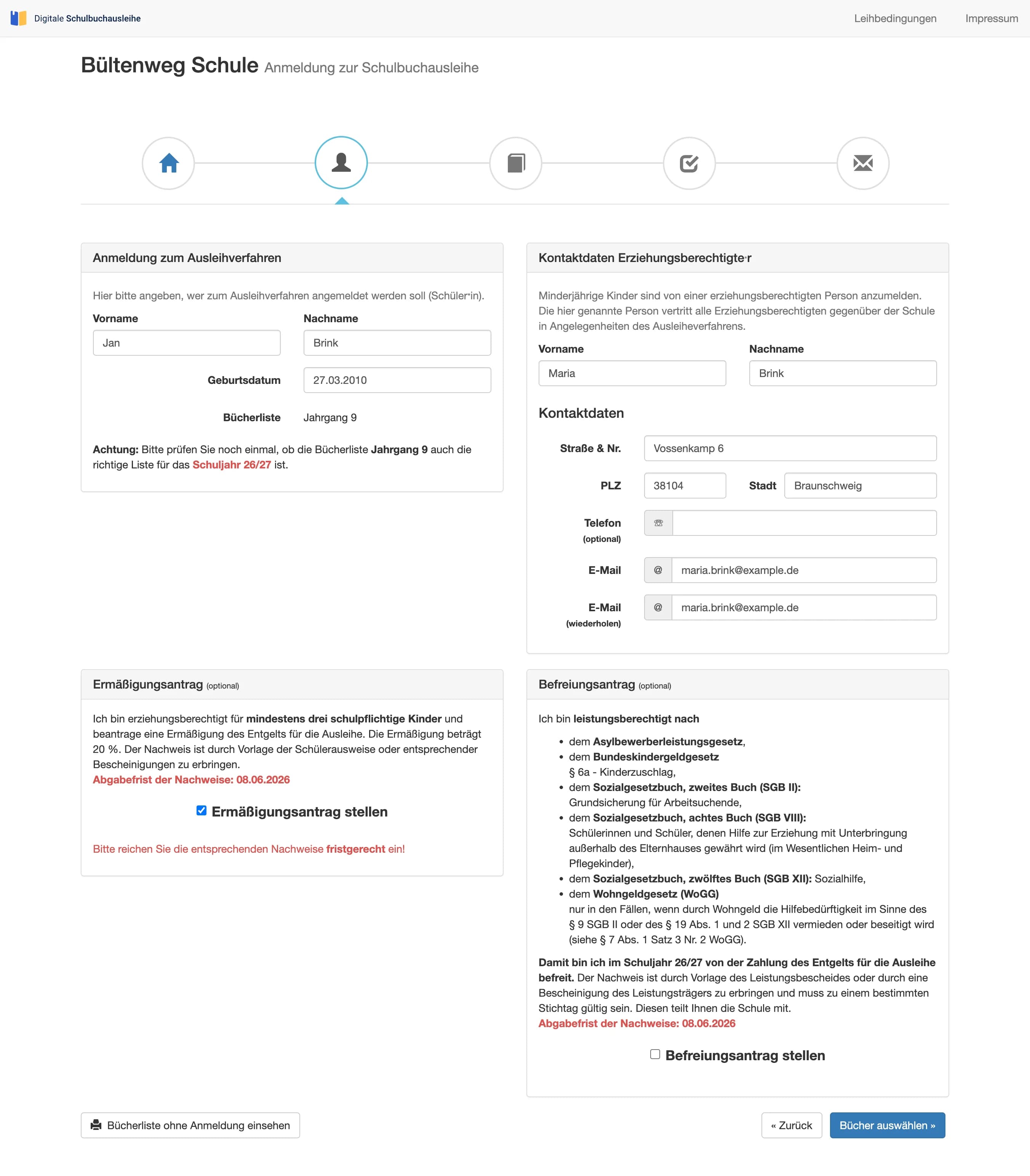 Eingabe der persönlichen Daten mit Schüler- und Erziehungsberechtigten-Daten sowie Ermäßigungs- und Befreiungsanträgen